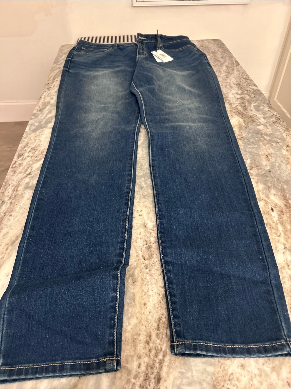 American Tall Jeans Women's Blue Straight Jeans 34/ Tall